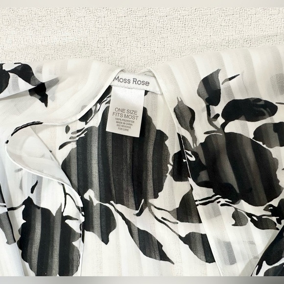 Moss Rose Chiffon Kimono - Picture 2 of 2